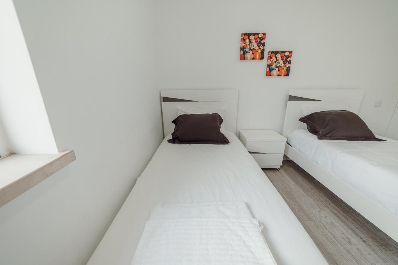Gaia Terrace With Elevator By Vacationy Apartment Porto Bagian luar foto